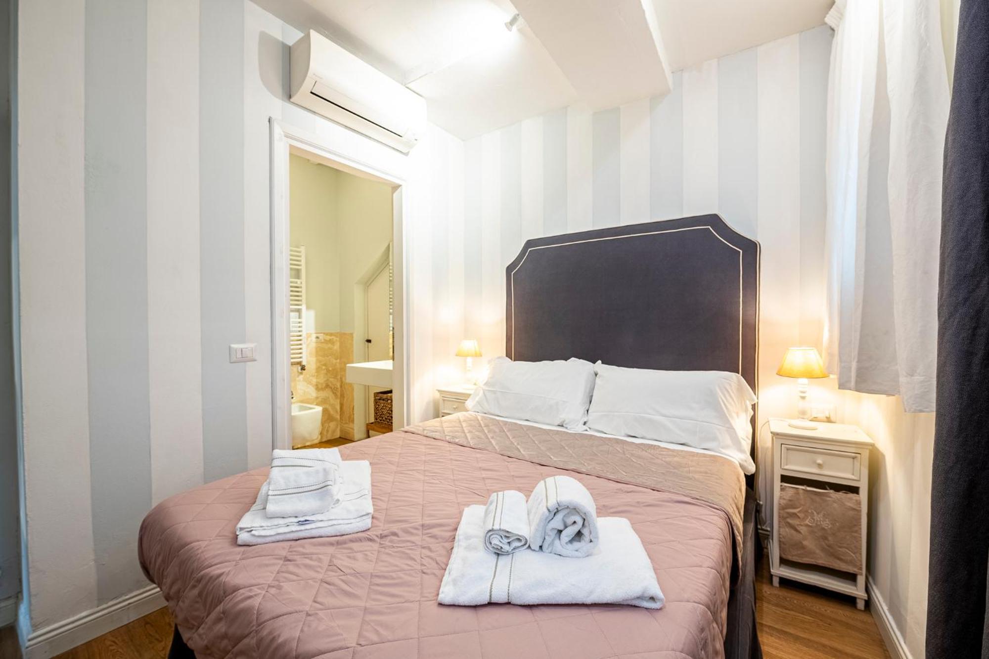 Suite In Pz. Michelangelo: Due Camere Con Due Bagni フィレンツェ エクステリア 写真